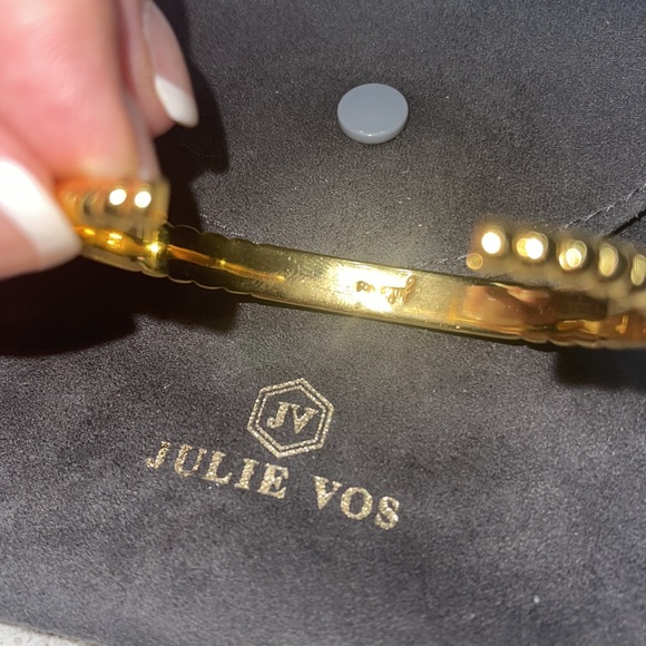 Julie Vos 24k gold cuff Small to Medium wrist - Picture 4 of 5